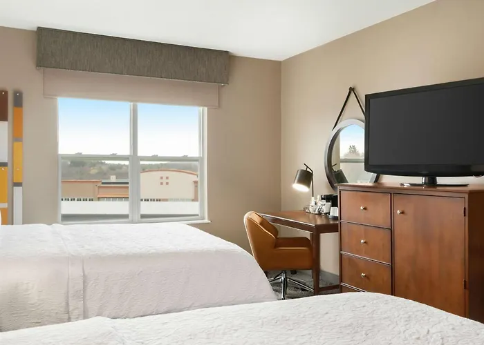 Hampton Inn & Suites Exeter