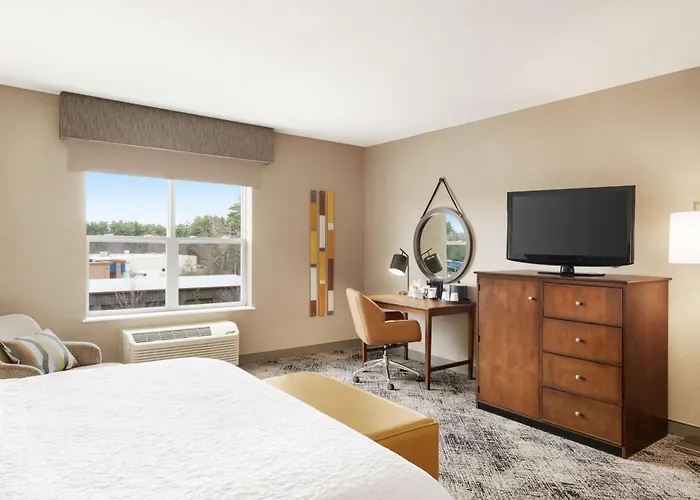 Hampton Inn & Suites Exeter