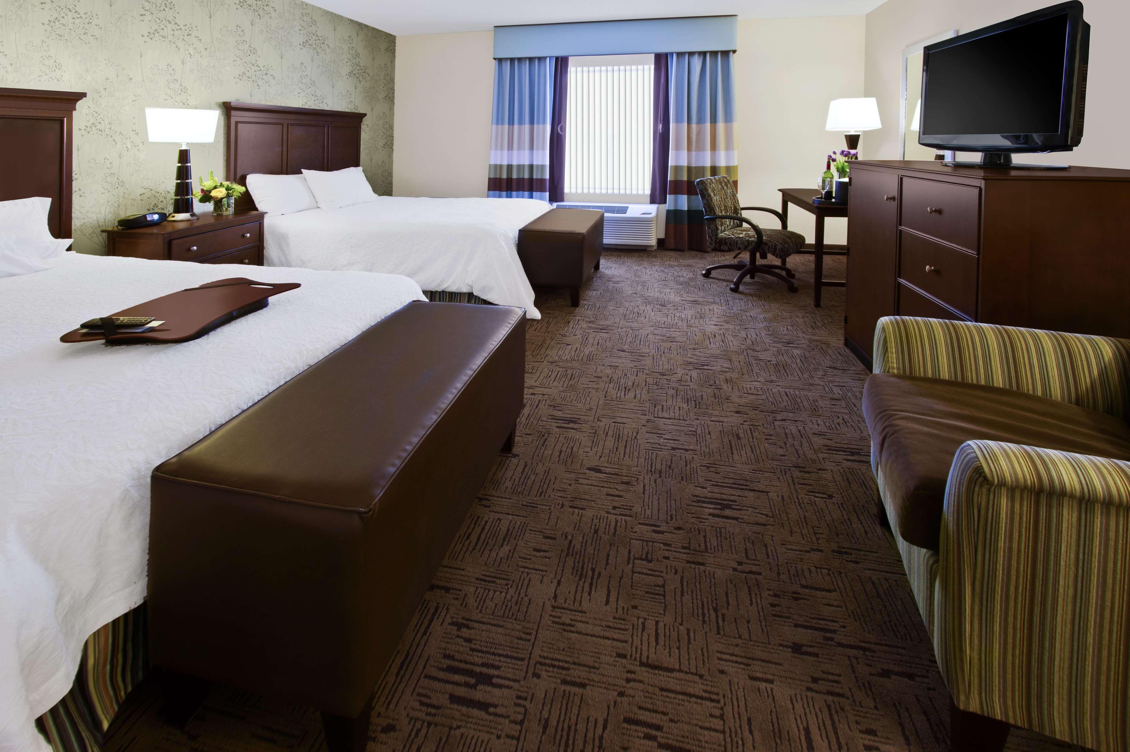 Hotel Hampton &