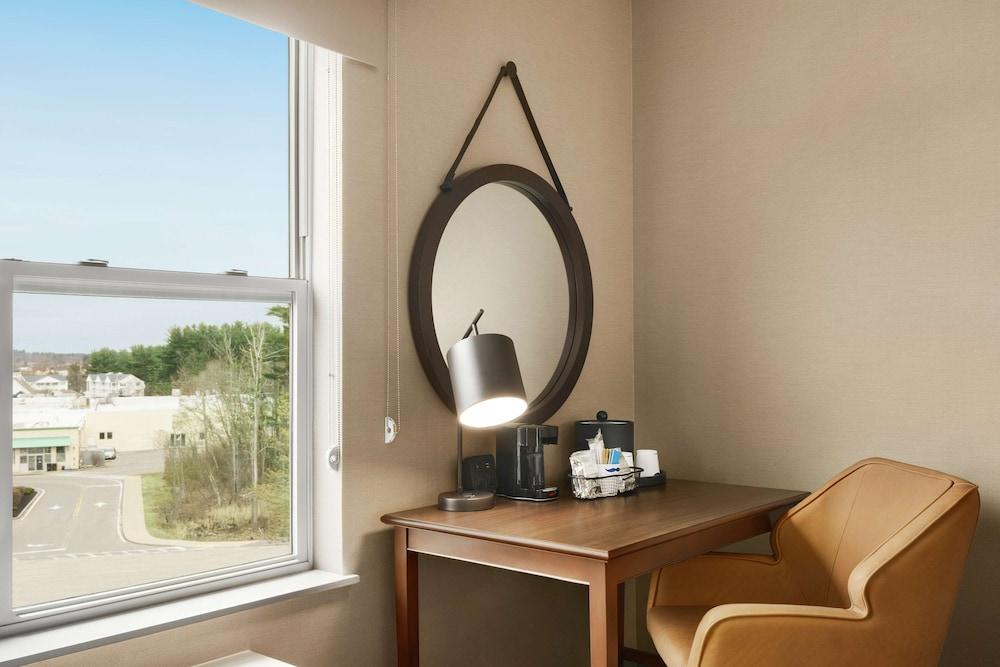 Hotel Hampton & 3*
