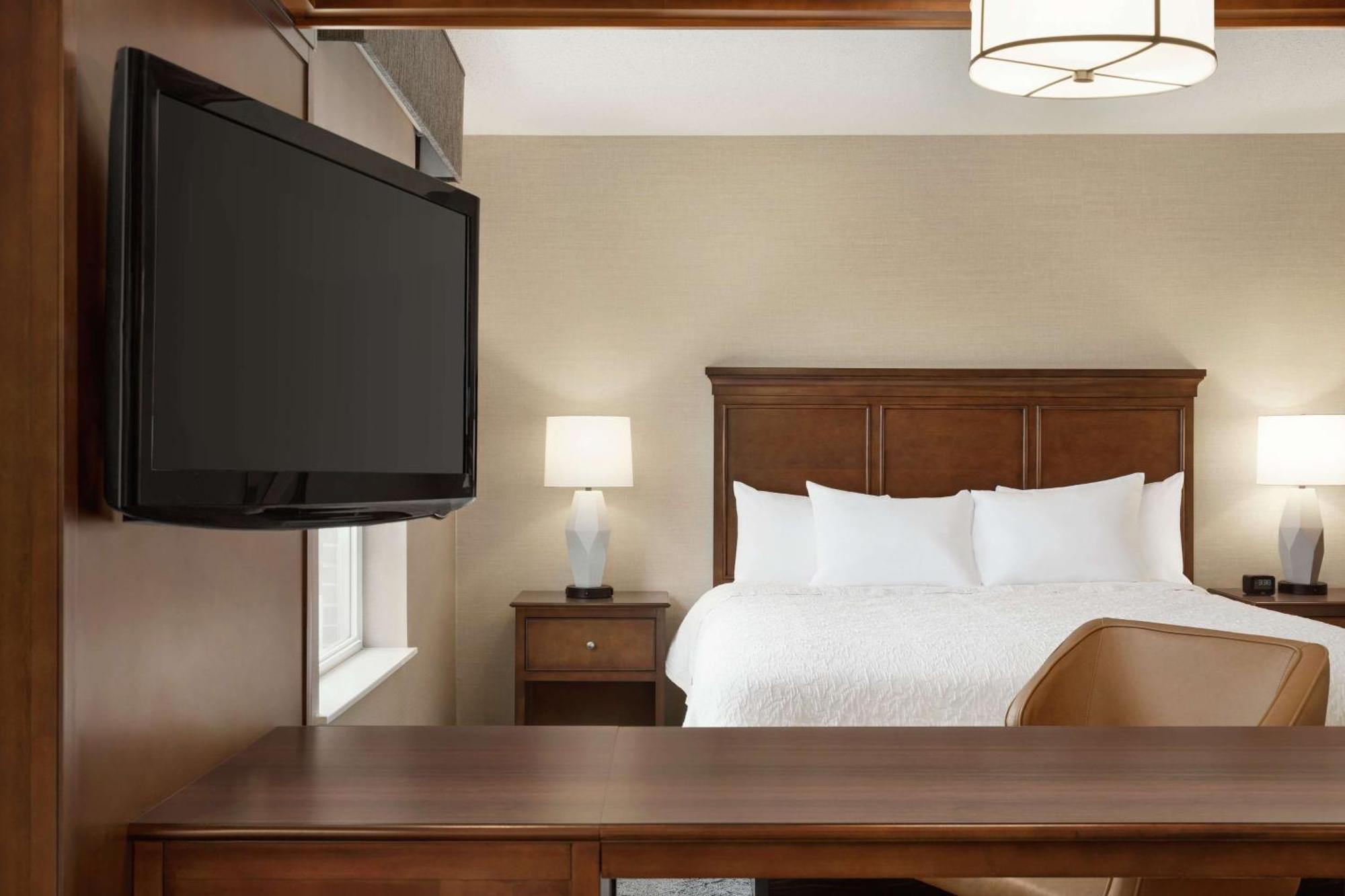 Hotel Hampton & 3*
