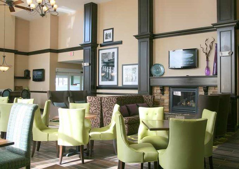 Hampton & Hotel 3*